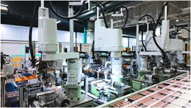 海信两家工厂入选工信部第一批卓越级智能工厂，引领信息科技领域技术开发新标杆